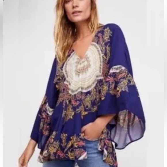Free People Women's Sunset Dreams Oversized Boho Artsy Flowy Blue Blouse - Picture 3 of 10